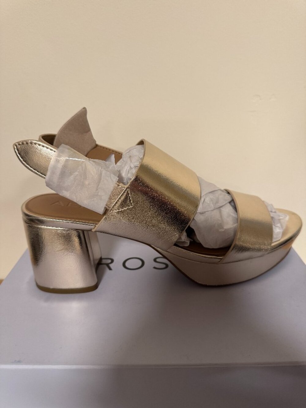 Aerosoles Camila Platform Sandals – Soft Gold – Size 10M – NWOB